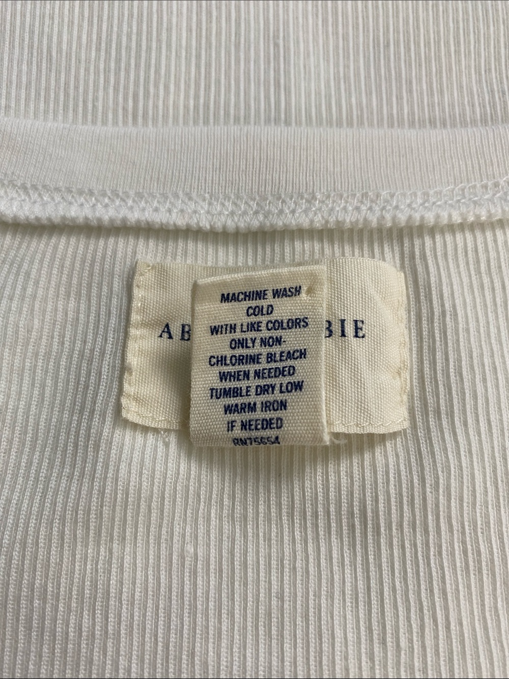 Abercrombie & Fitch Vintage Fitted Ribbed Short Sleeve Tee | Semi Sheer | White - Picture 13 of 14